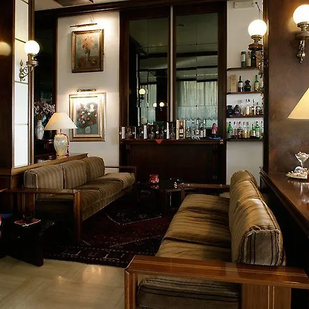 Universo Hotel 3*