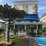 Hotel Universo